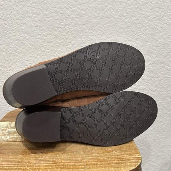 Vionic Finn Brown Suede Ankle Boots Size 11 - Picture 7 of 9